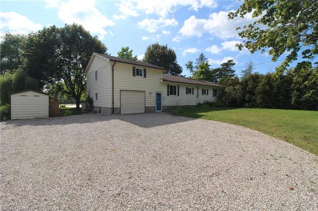 7467 Clarke Drive, House detached with 3 bedrooms, 1 bathrooms and 9 parking in Lambton Shores ON | Image 1