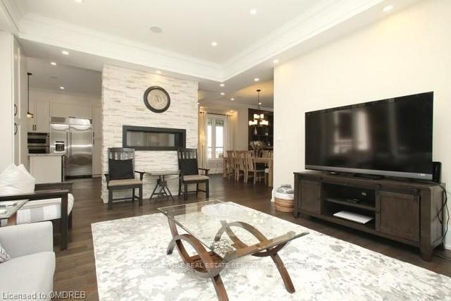 375 Arden Cres, House detached with 4 bedrooms, 7 bathrooms and 6 parking in Burlington ON | Image 4
