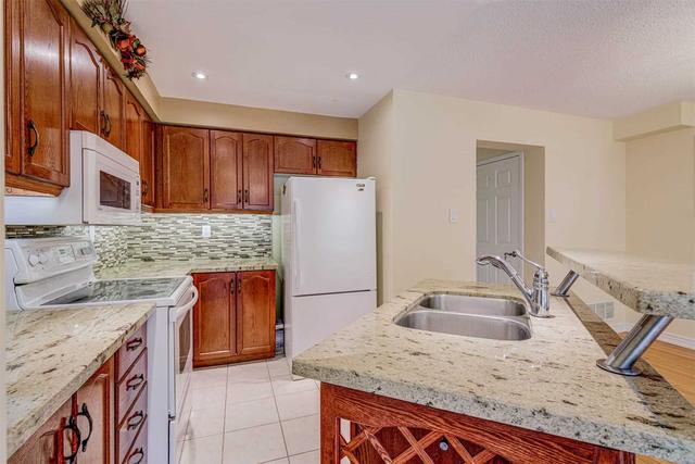 79 Roseheath Dr, House attached with 3 bedrooms, 3 bathrooms and 3 parking in Vaughan ON | Image 14