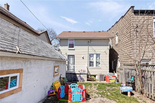 795 Elliott Street E, House detached with 3 bedrooms, 1 bathrooms and null parking in Windsor ON | Image 14