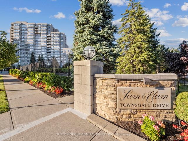 604 - 7 Townsgate Dr, Condo with 2 bedrooms, 2 bathrooms and 2 parking in Vaughan ON | Image 12