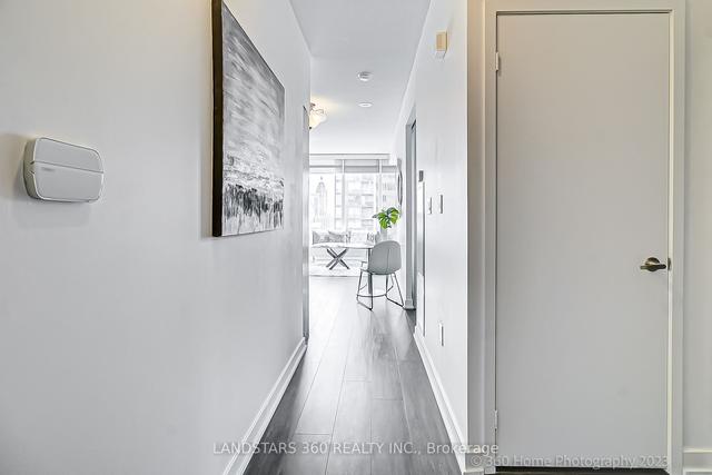 3502 - 25 Capreol Crt, Condo with 1 bedrooms, 1 bathrooms and 1 parking in Toronto ON | Image 21