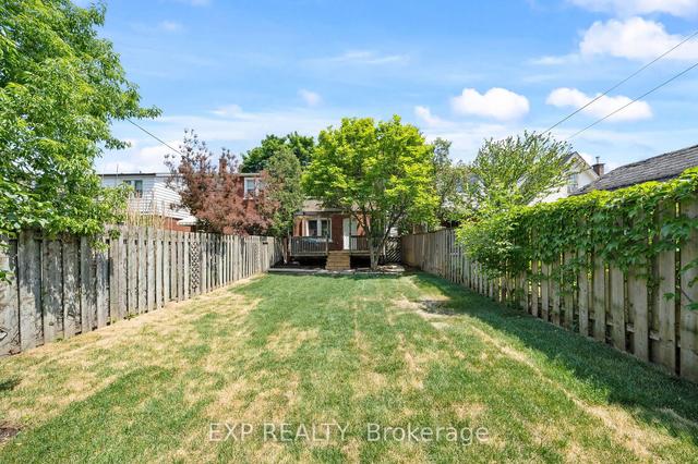 57 Cameron Ave N, House detached with 3 bedrooms, 2 bathrooms and 0 parking in Hamilton ON | Image 32