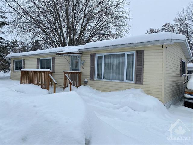10 Cassell Lane, House detached with 3 bedrooms, 1 bathrooms and 4 parking in Rideau Lakes ON | Image 2