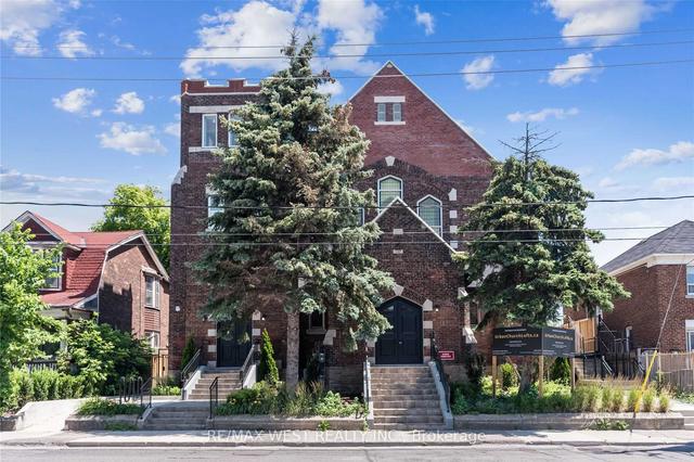 101 - 1183 Dufferin St, Townhouse with 2 bedrooms, 3 bathrooms and 1 parking in Toronto ON | Image 1