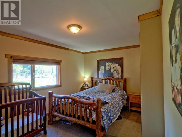 7529 Sheridan Lake W Road, House detached with 3 bedrooms, 2 bathrooms and null parking in Cariboo L BC | Image 15