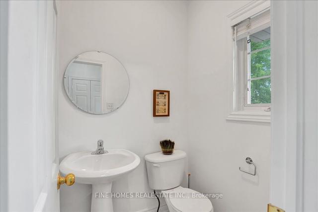 50 Humber St, House detached with 3 bedrooms, 3 bathrooms and 5 parking in Barrie ON | Image 23