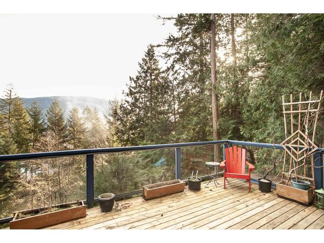 495 Gavin Road, House detached with 2 bedrooms, 1 bathrooms and null parking in Sunshine Coast F BC | Image 29