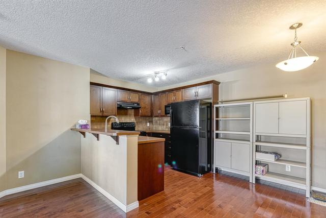 3212 - 10 Country Village Park Ne, Condo with 2 bedrooms, 2 bathrooms and 2 parking in Calgary AB | Image 4