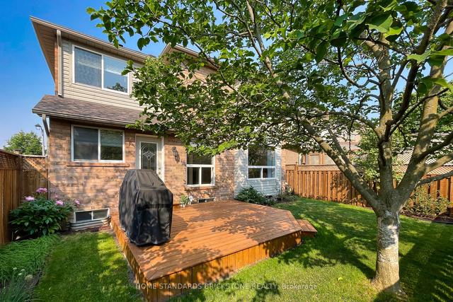 2338 Proudfoot Tr W, House detached with 3 bedrooms, 3 bathrooms and 3 parking in Oakville ON | Image 33