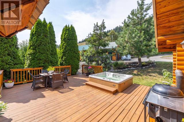 6741 Highway 33, E, House detached with 4 bedrooms, 2 bathrooms and 12 parking in Kelowna BC | Image 30