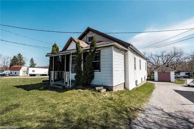 510 Queenston St, House detached with 3 bedrooms, 1 bathrooms and 5 parking in St. Catharines ON | Image 7
