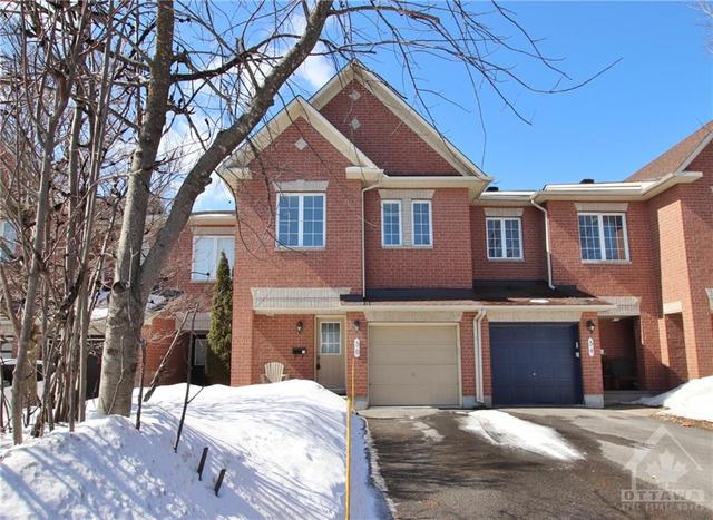 56 Landover Crescent, Townhouse with 3 bedrooms, 3 bathrooms and 2 parking in Ottawa ON | Image 1