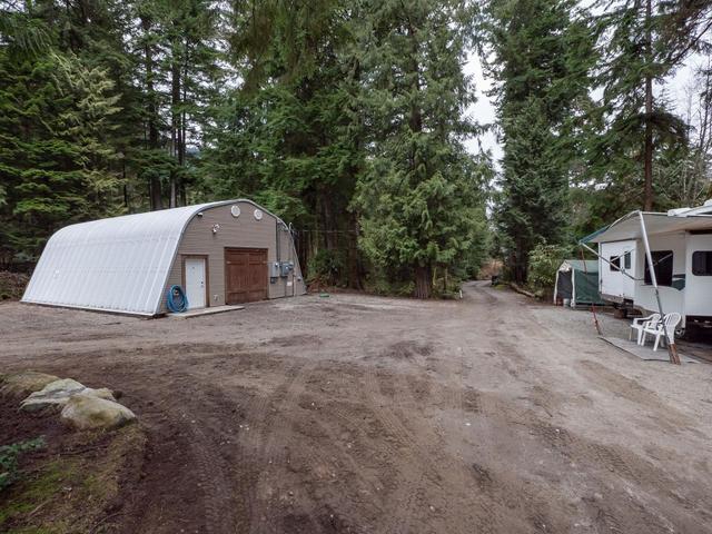 2089 Port Mellon Highway, House detached with 2 bedrooms, 1 bathrooms and 6 parking in Sunshine Coast F BC | Image 13