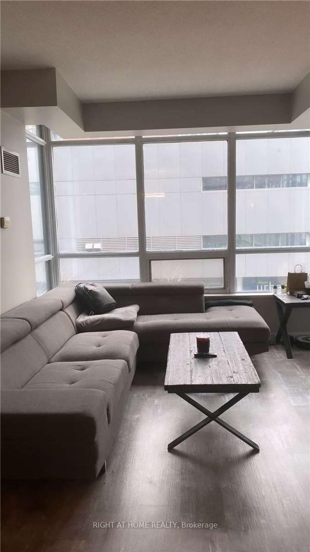 306 - 8 Telegram Mews, Condo with 2 bedrooms, 2 bathrooms and 1 parking in Toronto ON | Image 2