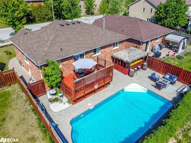 53 Silver Maple Crescent, House detached with 4 bedrooms, 2 bathrooms and null parking in Barrie ON | Image 9