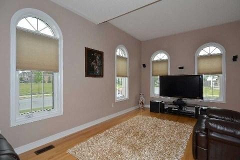 80 Purebrook Cres, House detached with 4 bedrooms, 3 bathrooms and 6 parking in Brampton ON | Image 4