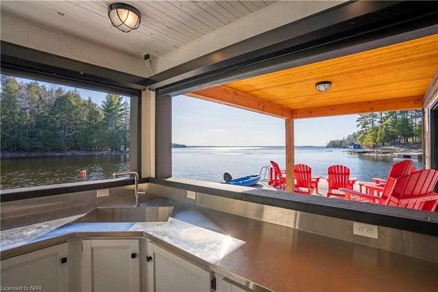 1034 Viewpoint Tr, House detached with 3 bedrooms, 2 bathrooms and 10 parking in Bracebridge ON | Image 11