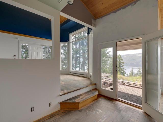 5190 Celista Place, House detached with 3 bedrooms, 2 bathrooms and 6 parking in Columbia Shuswap F BC | Image 18