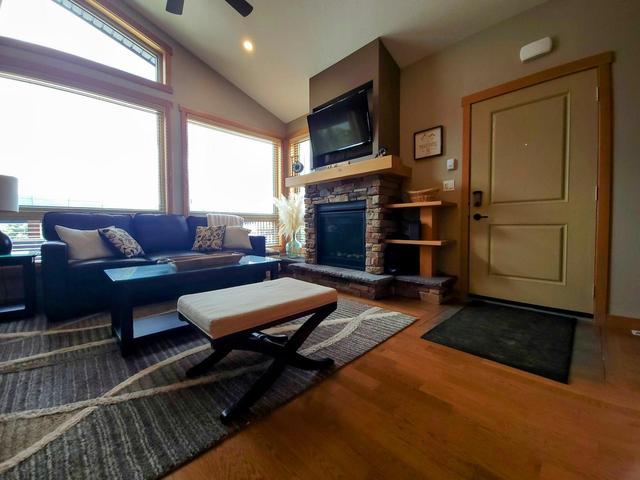 6 - 5150 Fairway Drive, House attached with 3 bedrooms, 4 bathrooms and 2 parking in East Kootenay F BC | Image 5