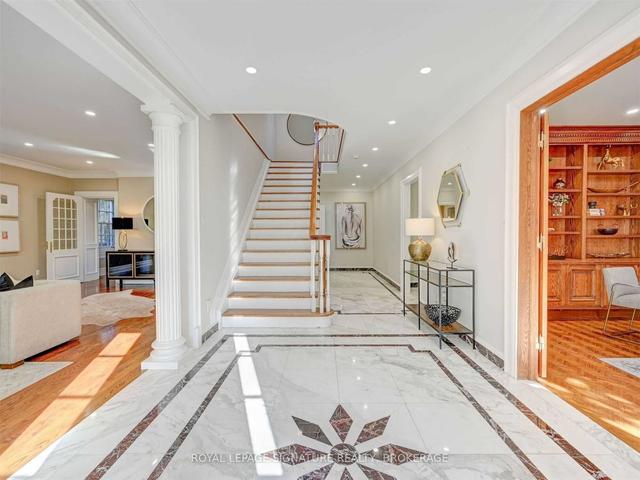 70 Clarendon Ave, House detached with 5 bedrooms, 6 bathrooms and 5 parking in Toronto ON | Image 12