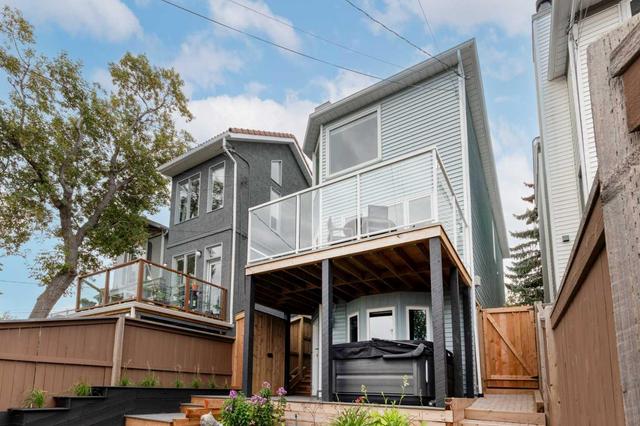 1922 29 Avenue Sw, House detached with 3 bedrooms, 3 bathrooms and 2 parking in Calgary AB | Image 31