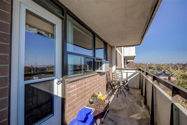 810 - 541 Blackthorn Ave, Condo with 1 bedrooms, 1 bathrooms and 1 parking in Toronto ON | Image 8