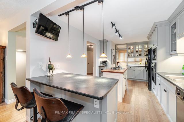 55 Silver Shadow Path, Townhouse with 3 bedrooms, 2 bathrooms and 2 parking in Toronto ON | Image 36