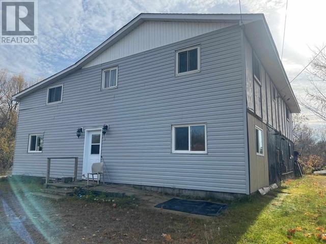 25 Genelle St, House detached with 5 bedrooms, 2 bathrooms and null parking in Thessalon ON | Image 13