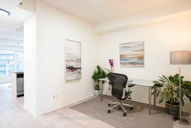 109 - 167 Bleecker St, Townhouse with 2 bedrooms, 2 bathrooms and 1 parking in Toronto ON | Image 4