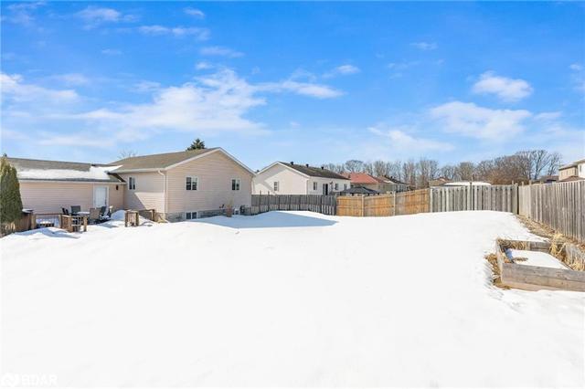 86 Oxley Drive, House detached with 4 bedrooms, 2 bathrooms and 5 parking in Penetanguishene ON | Image 10