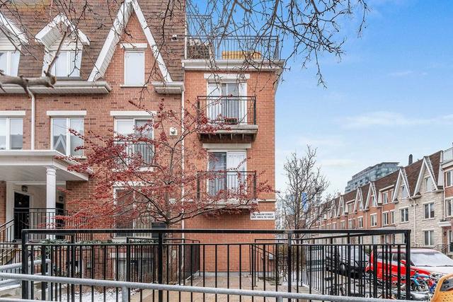 1033b - 18 Laidlaw St, Townhouse with 1 bedrooms, 1 bathrooms and 0 parking in Toronto ON | Image 1