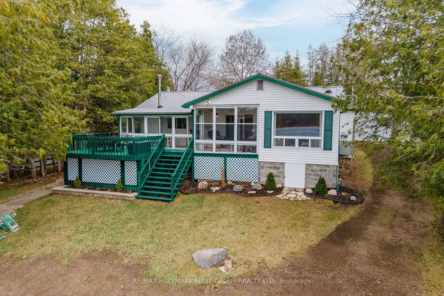 255 Muskie Mile Lane, House detached with 3 bedrooms, 1 bathrooms and 7 parking in Kawartha Lakes ON | Image 1