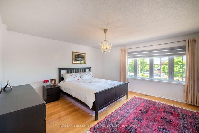 46 Kanashiro St, House detached with 3 bedrooms, 4 bathrooms and 6 parking in Brampton ON | Image 16