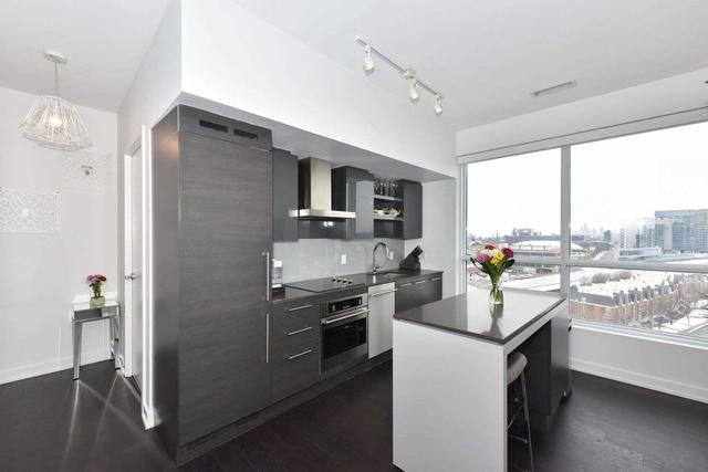 1036 - 1030 King St W, Condo with 2 bedrooms, 2 bathrooms and 1 parking in Toronto ON | Image 35