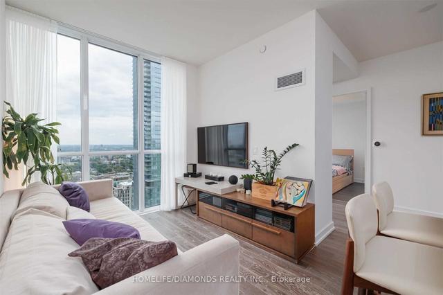 3302 - 1 Yorkville Ave, Condo with 2 bedrooms, 2 bathrooms and 1 parking in Toronto ON | Image 29