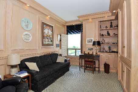 7a - 425 Walmer Rd, Condo with 2 bedrooms, 3 bathrooms and 2 parking in Toronto ON | Image 8