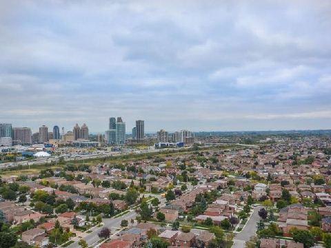02 - 55 Kingsbridge Garden Circ, Condo with 2 bedrooms, 2 bathrooms and 2 parking in Mississauga ON | Image 17