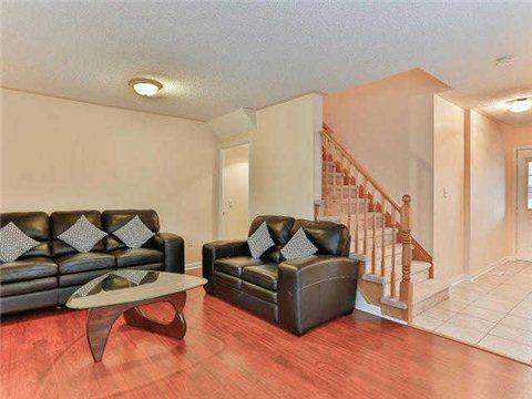 102 Herdwick St, House semidetached with 3 bedrooms, 4 bathrooms and 3 parking in Brampton ON | Image 4