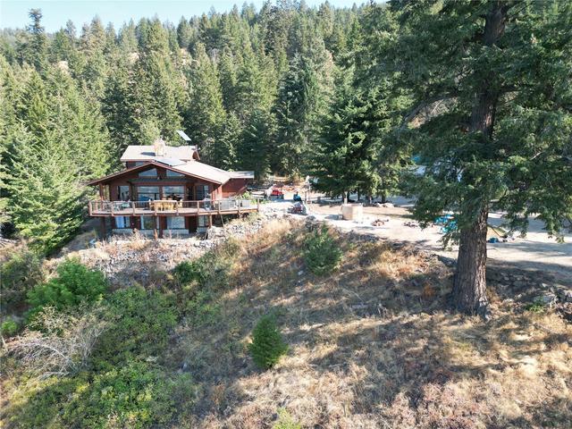 5572 Oyama Lake Road, House detached with 4 bedrooms, 2 bathrooms and 26 parking in Columbia Shuswap F BC | Image 52