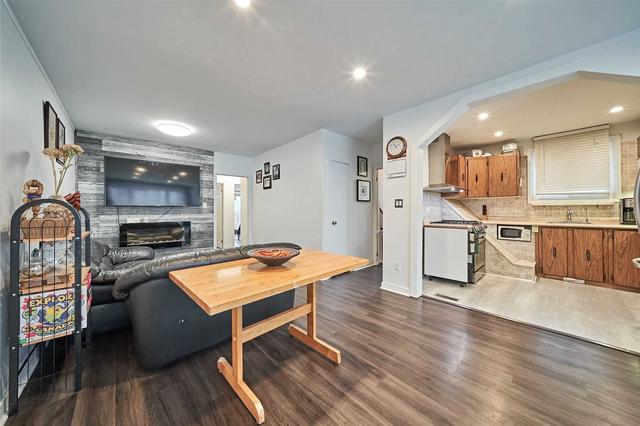 359 Rosedale Dr, House semidetached with 3 bedrooms, 2 bathrooms and 5 parking in Whitby ON | Image 20