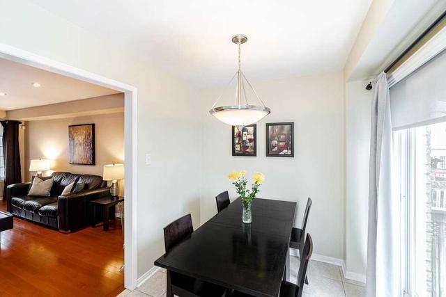 29 Andona Cres, House detached with 3 bedrooms, 3 bathrooms and 5 parking in Toronto ON | Image 4