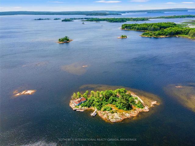 2 Island 20/Sawdust, House detached with 2 bedrooms, 1 bathrooms and 6 parking in Georgian Bay ON | Image 27