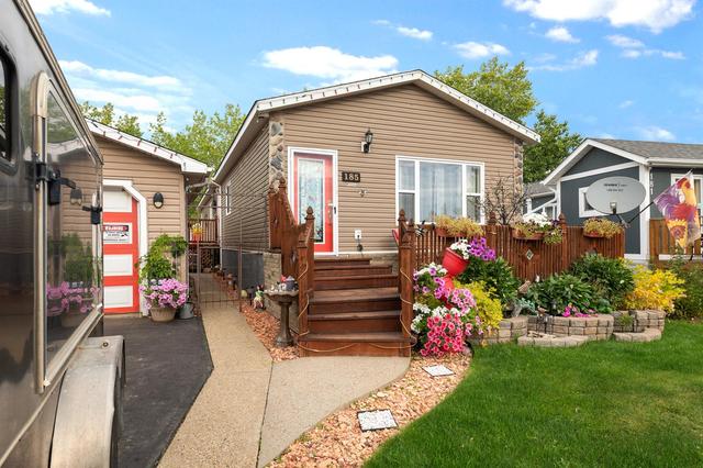 185 Card Crescent, House detached with 3 bedrooms, 2 bathrooms and 5 parking in Wood Buffalo AB | Image 2