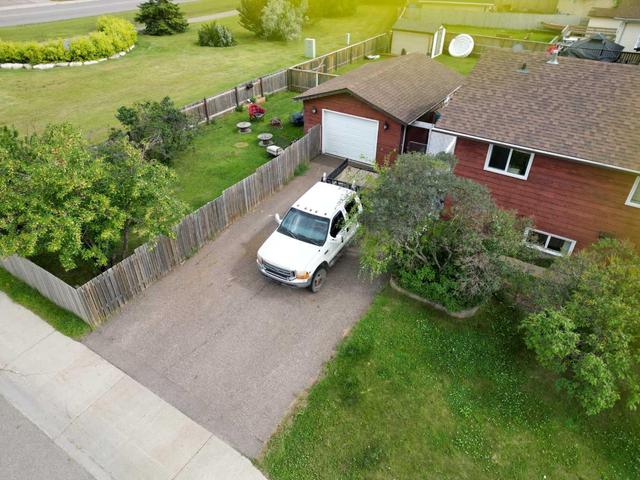 117 Wolverine Drive, House detached with 5 bedrooms, 2 bathrooms and 1 parking in Wood Buffalo AB | Image 37