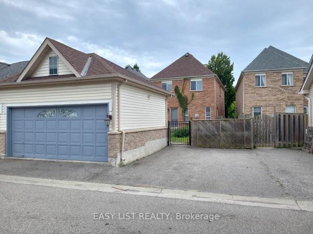 92 The Fairways, House detached with 3 bedrooms, 3 bathrooms and 4 parking in Markham ON | Image 16