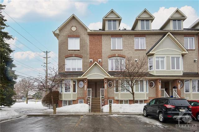 1134 Gablefield Private, House attached with 2 bedrooms, 2 bathrooms and 1 parking in Ottawa ON | Image 1