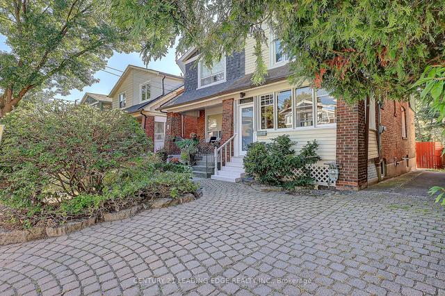 267 Glebeholme Blvd, House semidetached with 3 bedrooms, 3 bathrooms and 1 parking in Toronto ON | Image 12