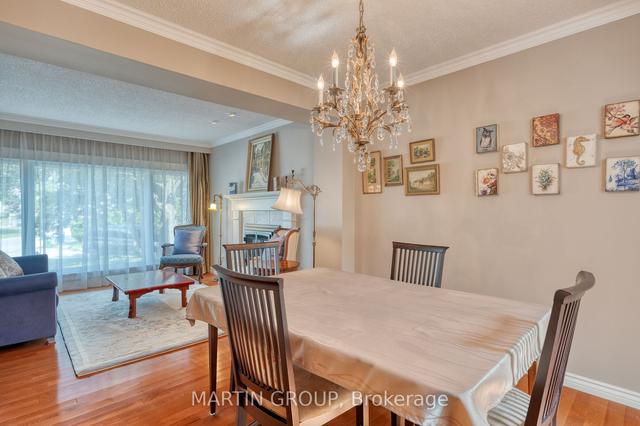 244 Overton Pl, House detached with 3 bedrooms, 2 bathrooms and 7 parking in Oakville ON | Image 5