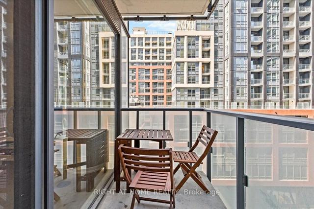 716 - 101 Peter St W, Condo with 1 bedrooms, 1 bathrooms and 0 parking in Toronto ON | Image 9